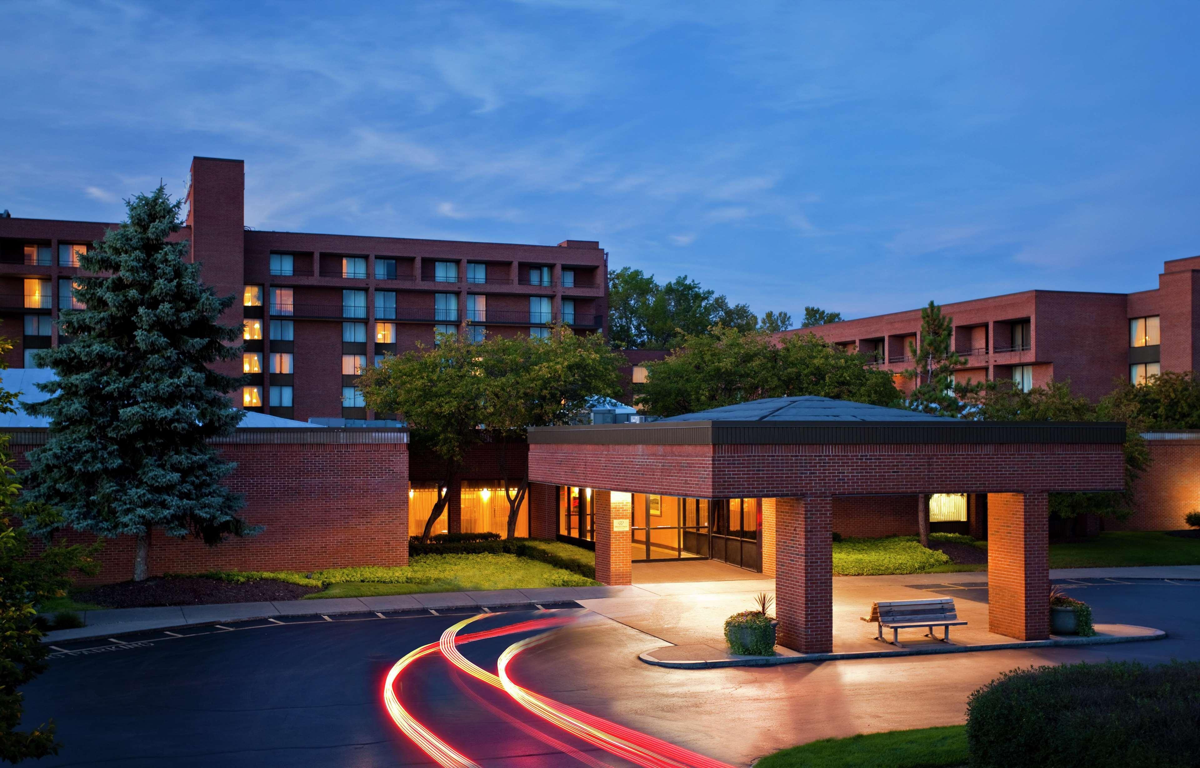 Doubletree By Hilton Syracuse East Syracuse