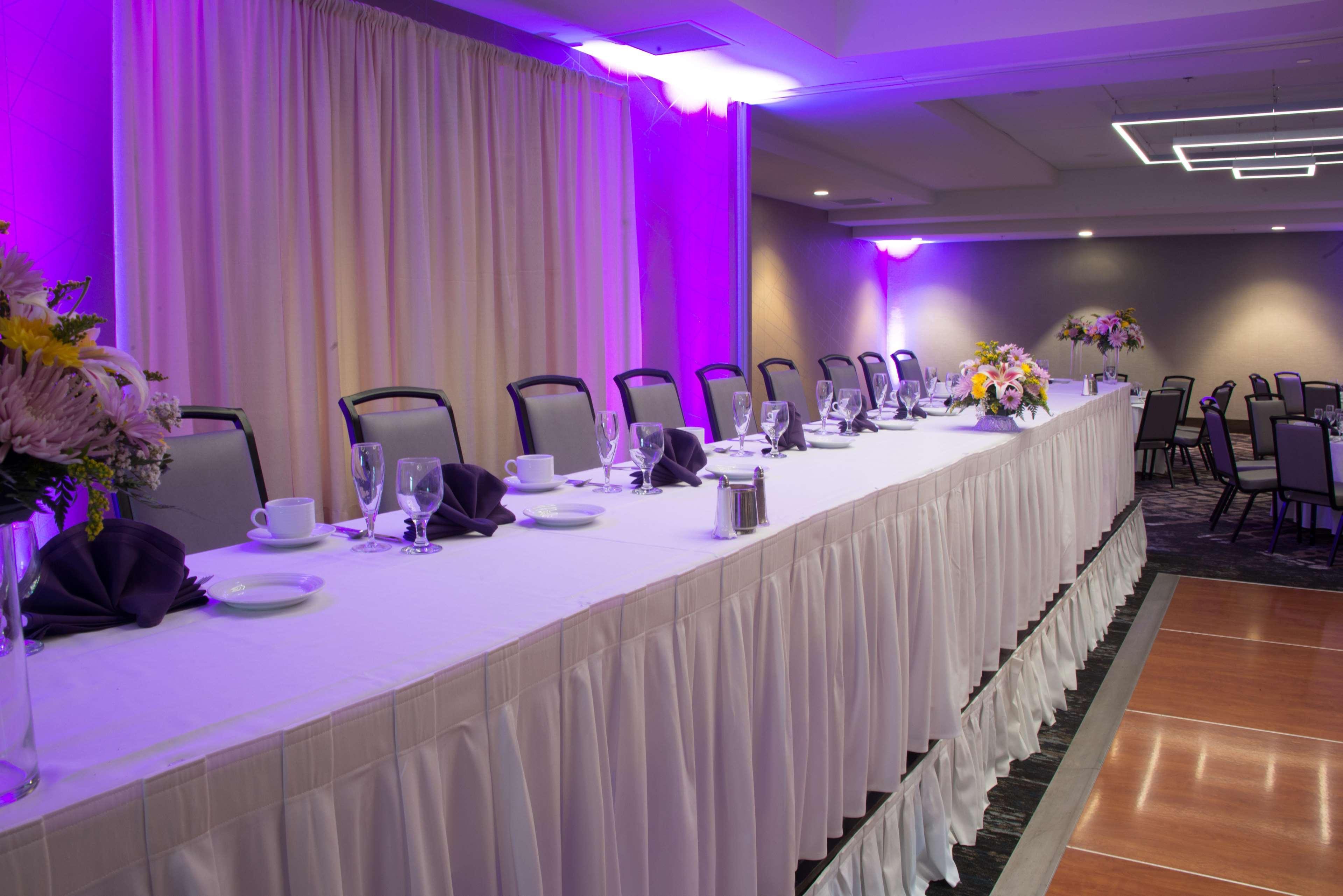 Doubletree By Hilton Syracuse