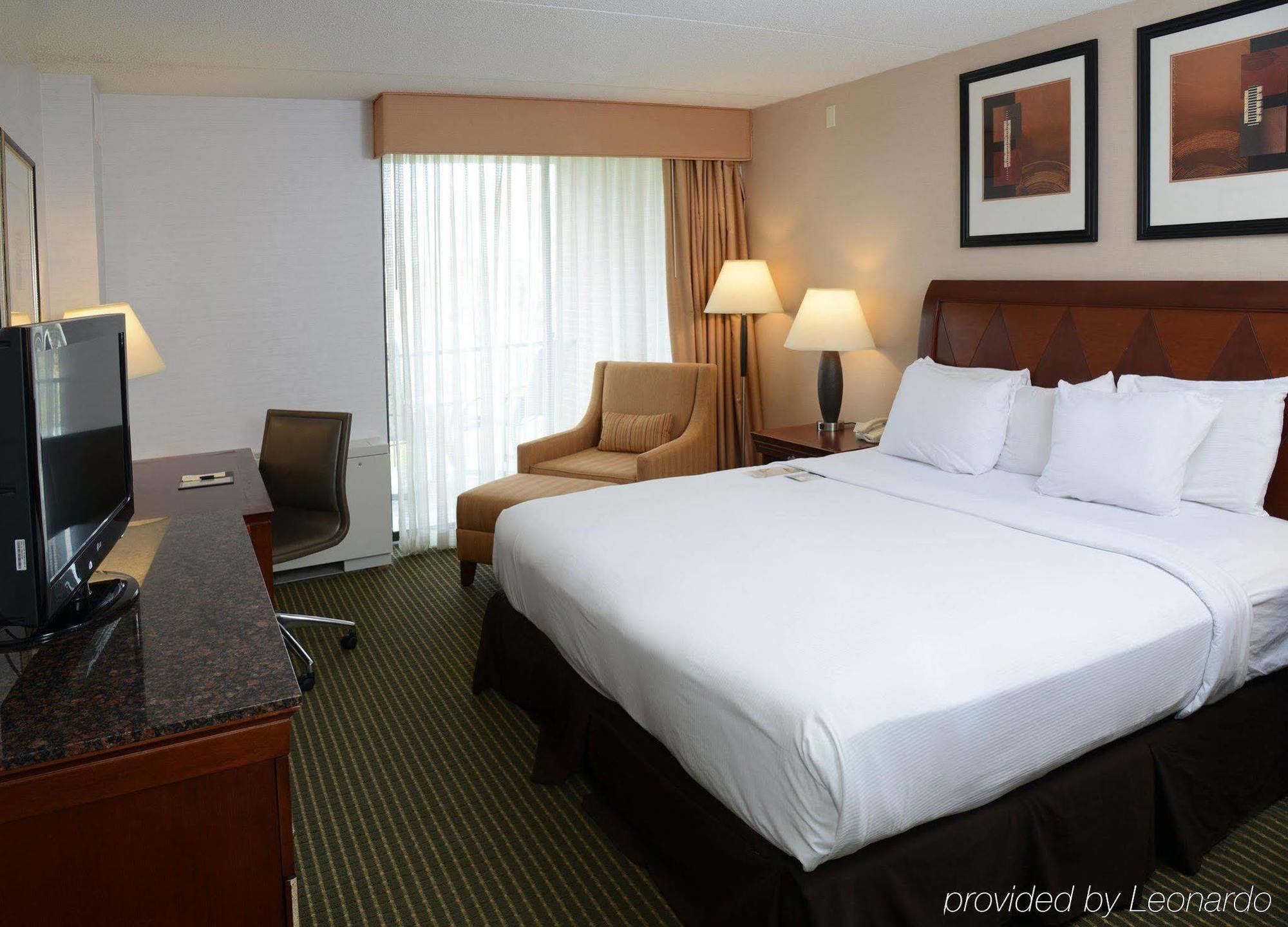 Hotel Doubletree By Hilton Syracuse 4*